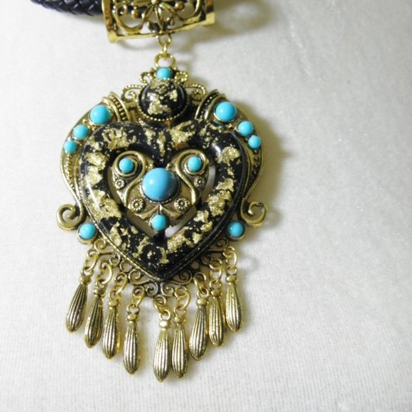 Boho Tassel and Heart Turquoise Pendant - Picture 10 of 12